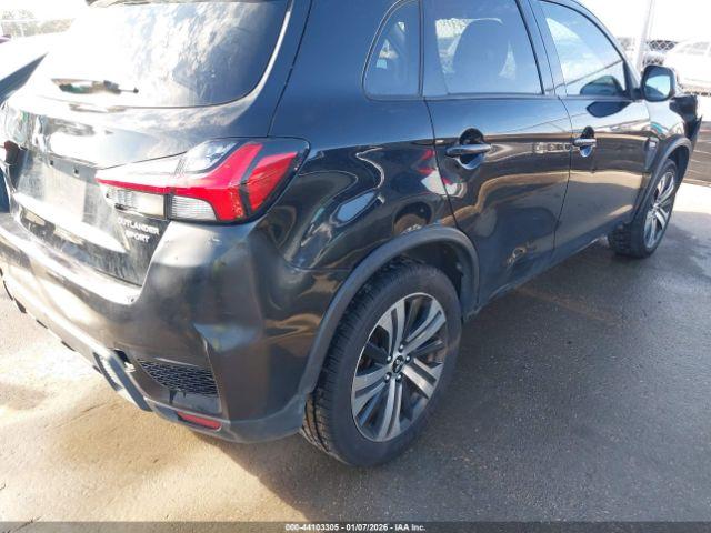 Mitsubishi Outlander 2.0 Es Image 9