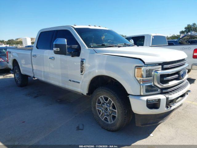 Ford F-350 Platinum Image 2