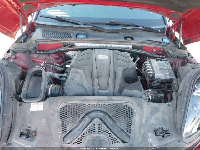 Porsche Macan S Image 18