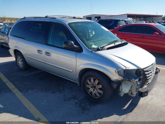  Salvage Chrysler Town & Country
