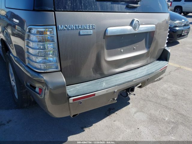 Mercury Mountaineer Premier Image 5