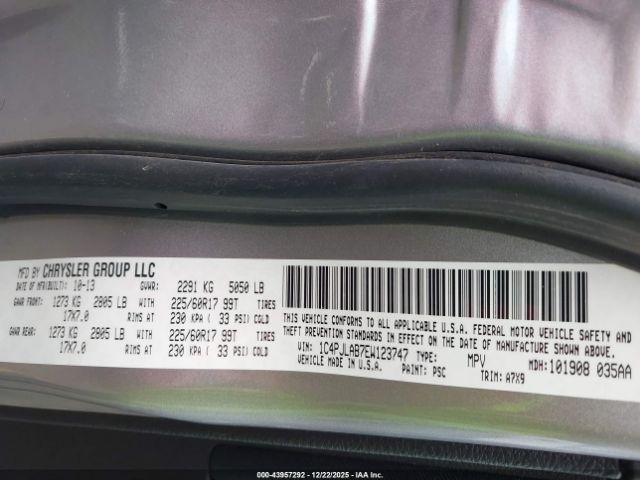 Jeep Cherokee Sport Image 11