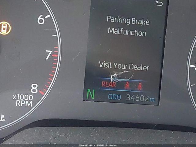 Toyota Corolla L Image 4