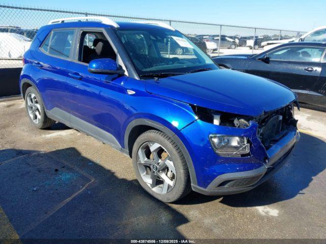  Salvage Hyundai VENUE