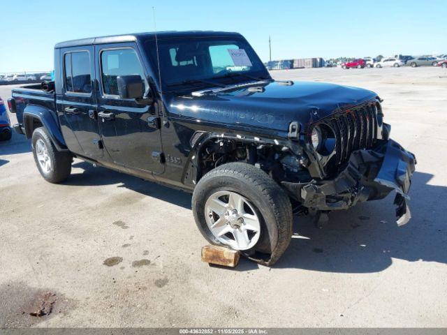  Salvage Jeep Gladiator