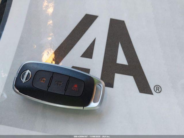 Nissan Kicks S Intelligent Awd Image 17