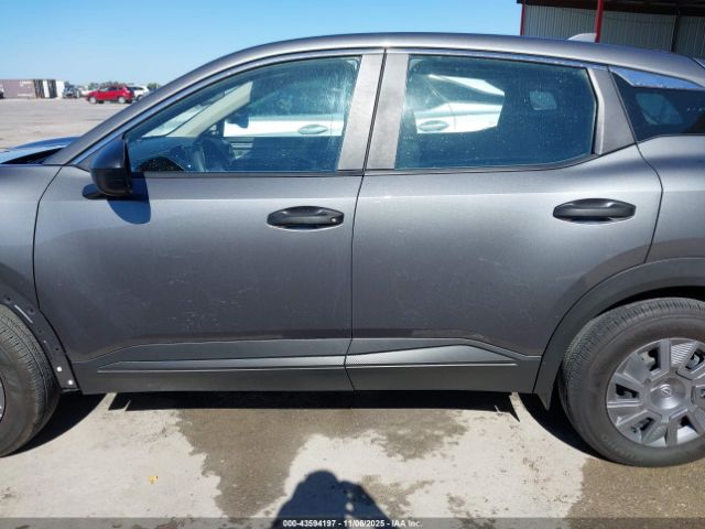 Nissan Kicks S Intelligent Awd Image 9