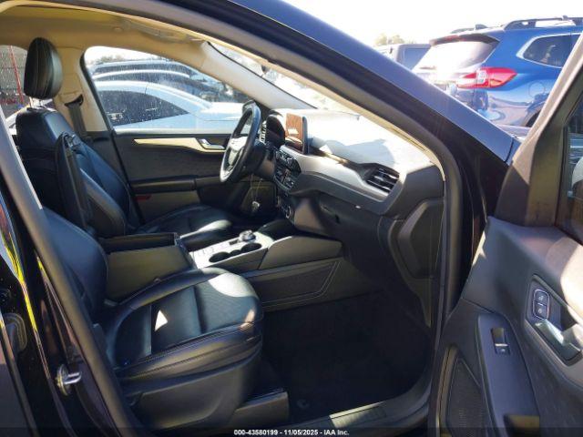 Ford Escape Sel Image 2