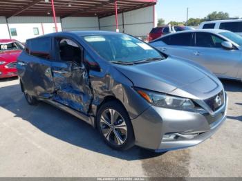  Salvage Nissan LEAF