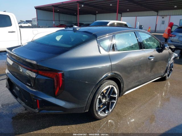 Kia K4 Gt-line Image 6