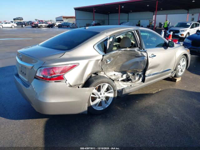 Nissan Altima 2.5 Sv Image 2