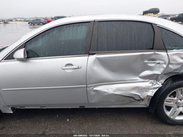 Chevrolet Impala Lt Image 10