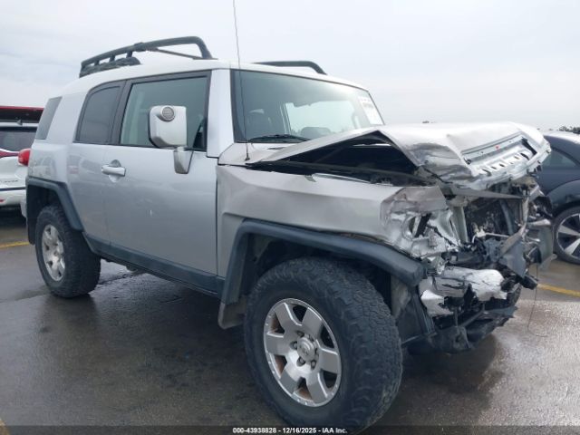 Toyota FJ Cruiser Image 1