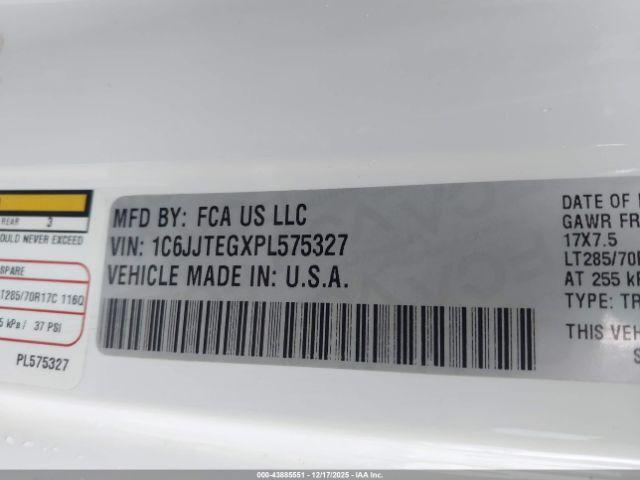 Jeep Gladiator Mojave 4x4 Image 13