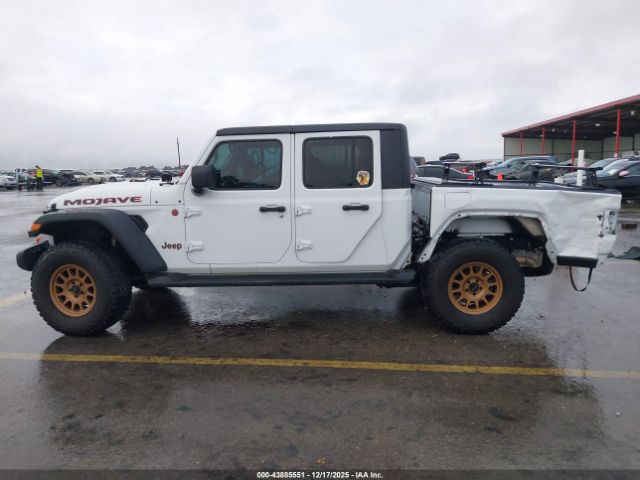 Jeep Gladiator Mojave 4x4 Image 15