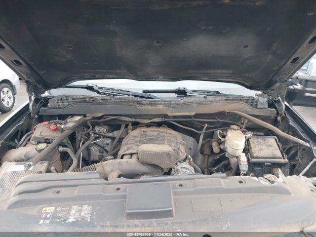 Chevrolet Silverado 2500 Ltz Image 6