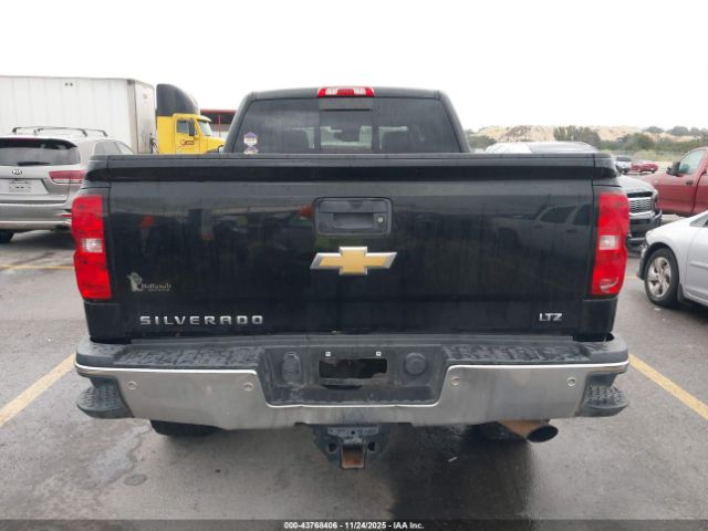 Chevrolet Silverado 2500 Ltz Image 2