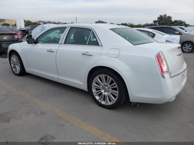 Chrysler 300c Luxury Series Image 4