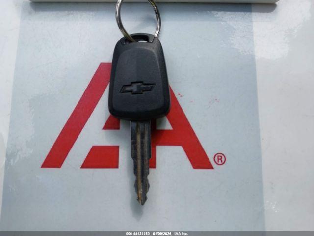 Chevrolet Spark Ls Auto Image 7