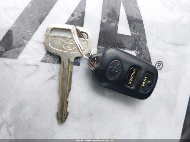 Toyota Corolla S Image 11