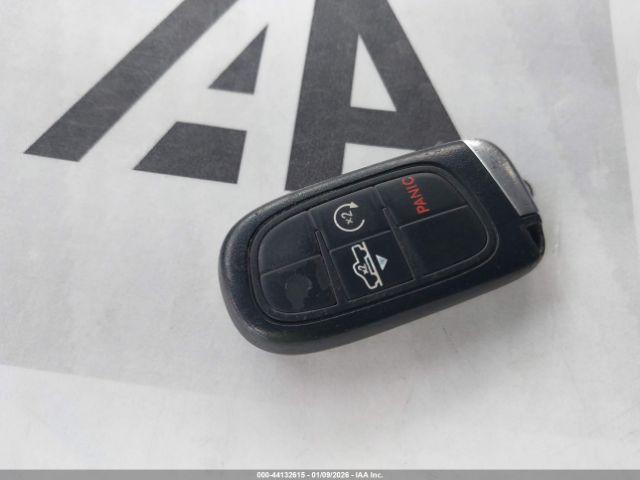 Ram 1500 Laramie Image 5